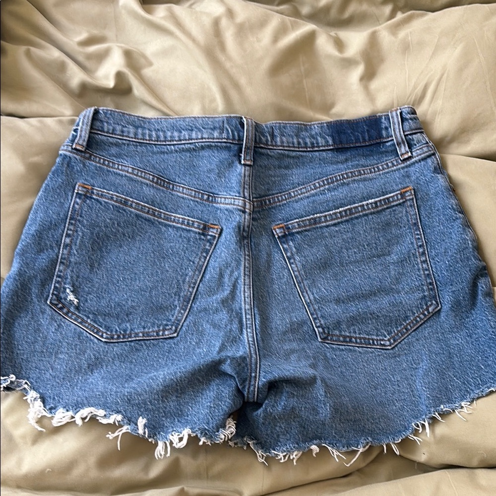 Abercrombie and Fitch Denim Frayed Hem Women's Shorts - Picture 3 of 3